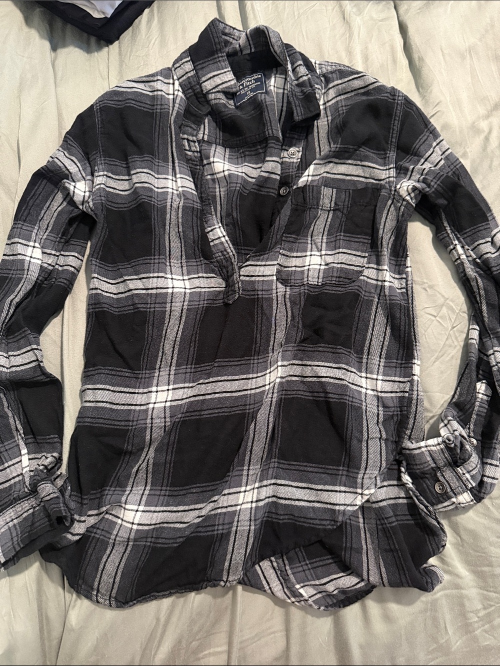 Abercrombie Black & White Plaid Button-Front Shirt